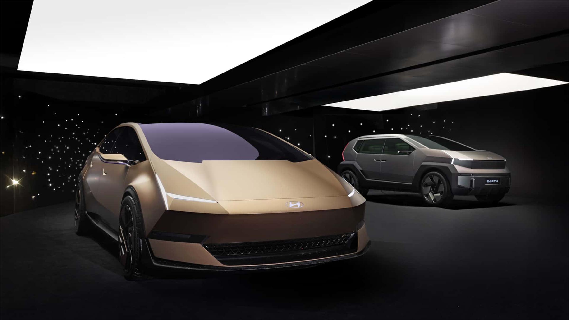 Hyundai Venus and Earth - hero