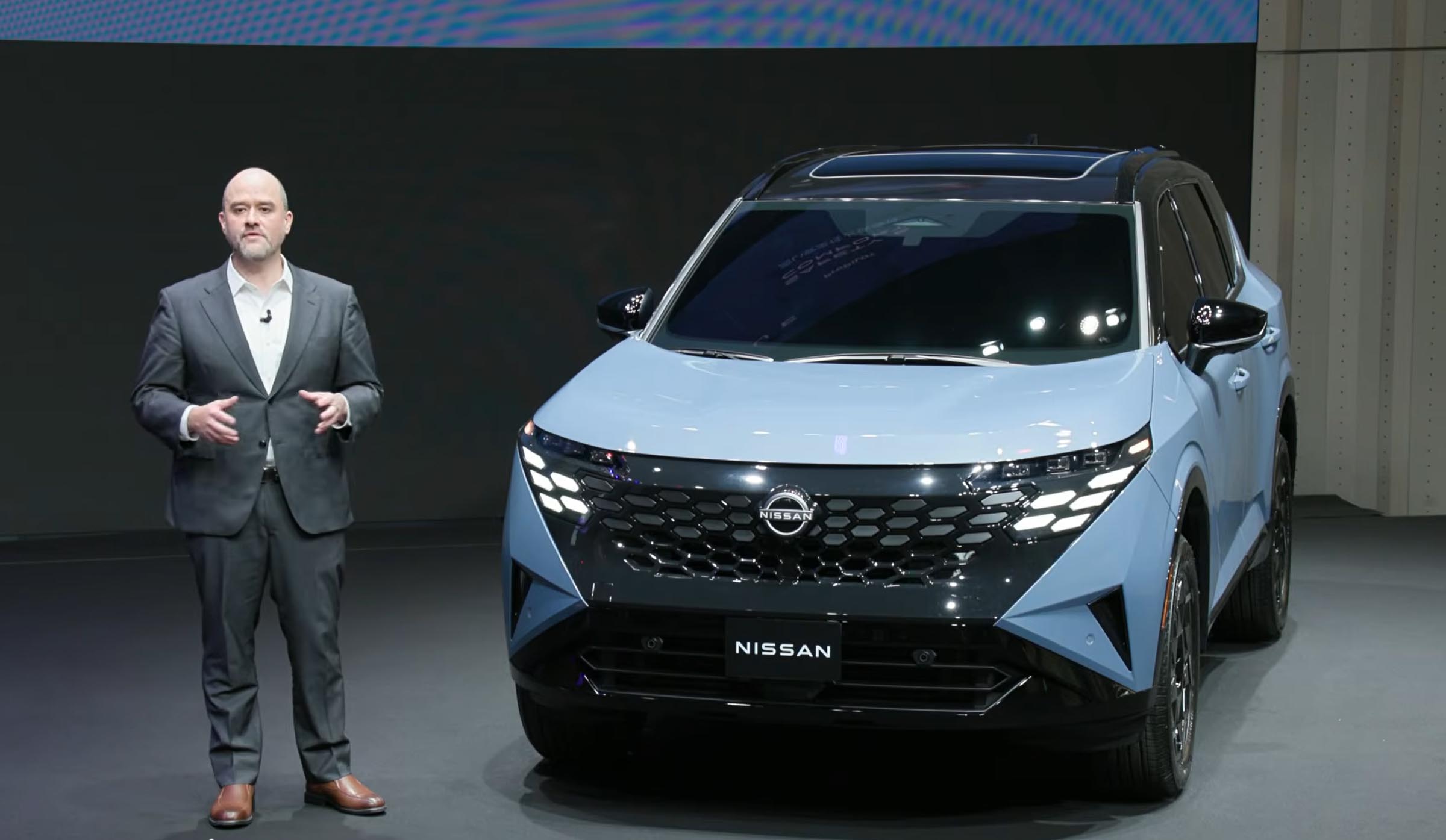 Nissan CEO Ivan Espinosa w Rogue Nissan CEO Ivan Espinosa w Rogue