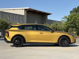 2026 Kia K4 Wagon side