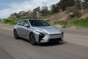 2026 Lexus ES 350h Iridium driving