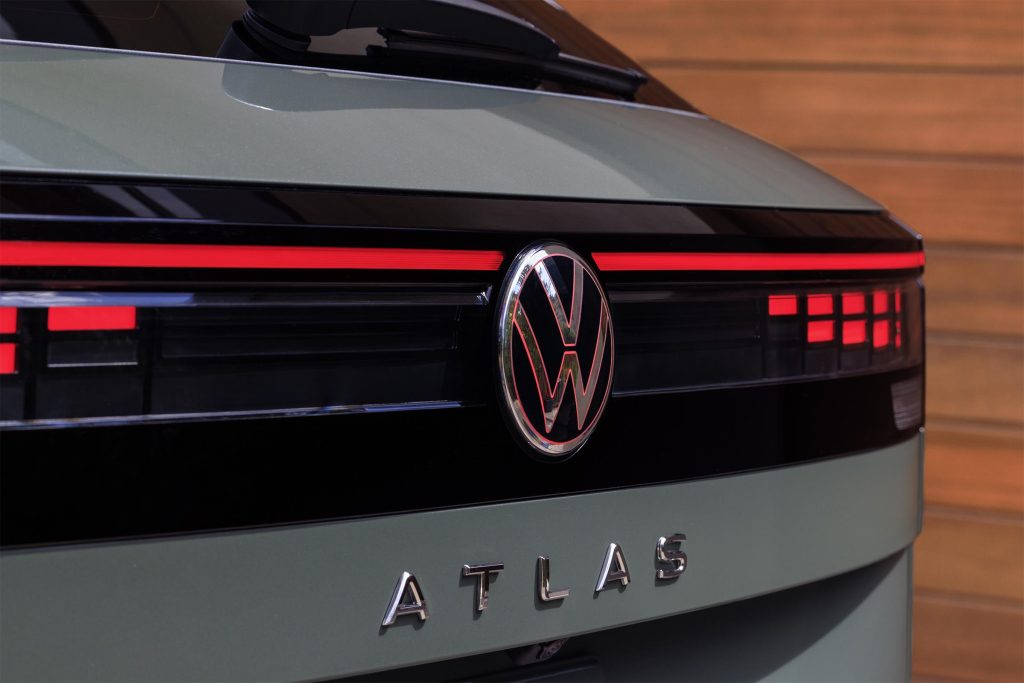 2027 Volkswagen Atlas Cross Sport - back end detail