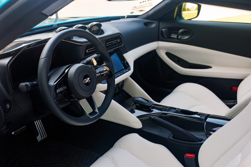 Nissan Z Kage - interior