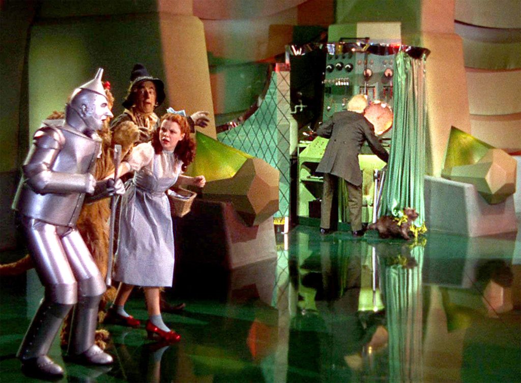Wizard of Oz - Behind Curtain