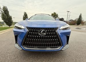 2026 Lexus NX 450h grille
