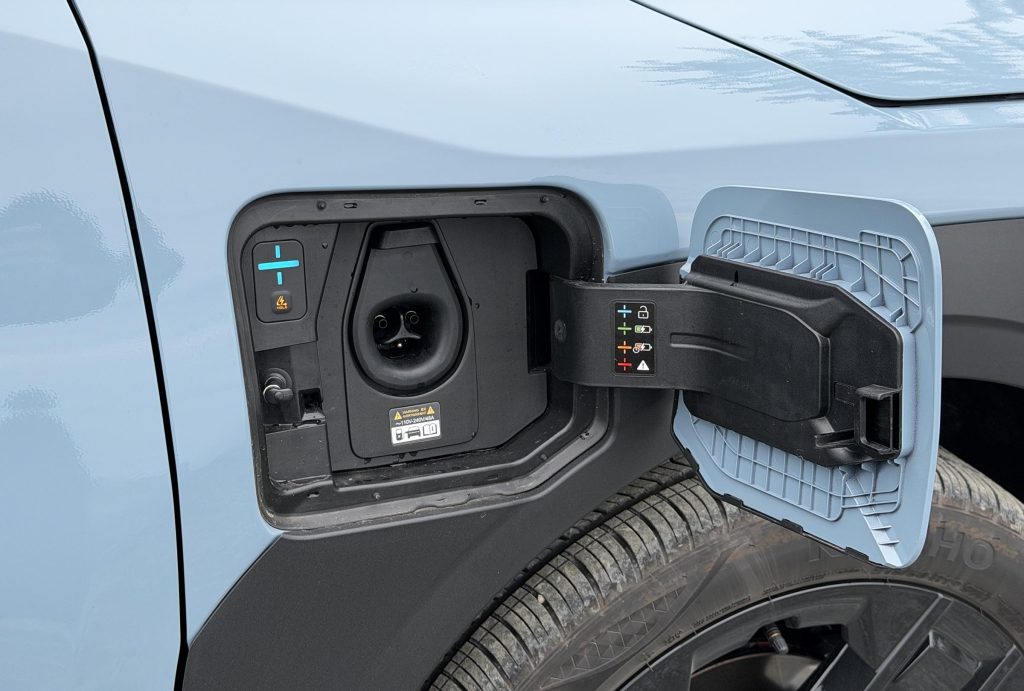 2027 Kia EV3 - charger door open